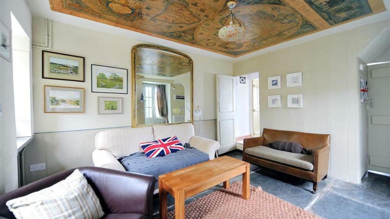10 Cobb Terrace Villa Лайм Риджис Екстериор снимка
