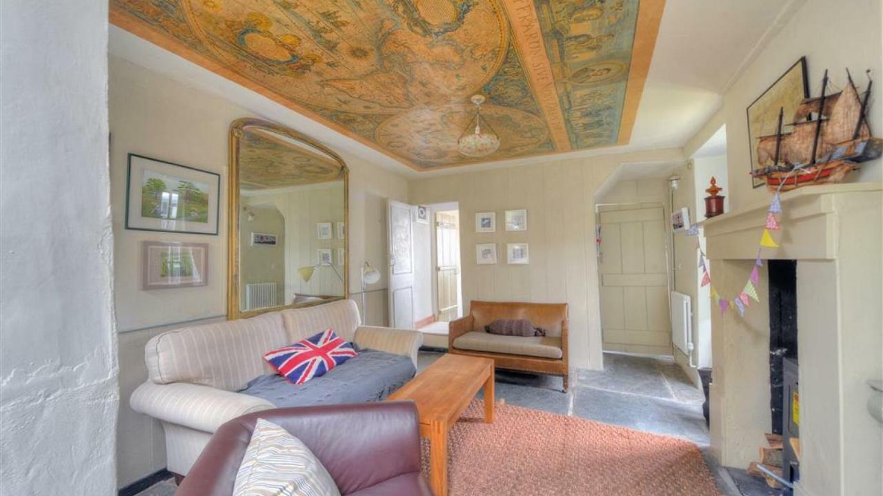 10 Cobb Terrace Villa Лайм Риджис Екстериор снимка
